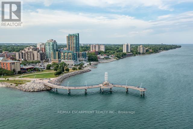 510 - 399 Elizabeth Street, Burlington, ON - Outdoor With Body Of Water With View
