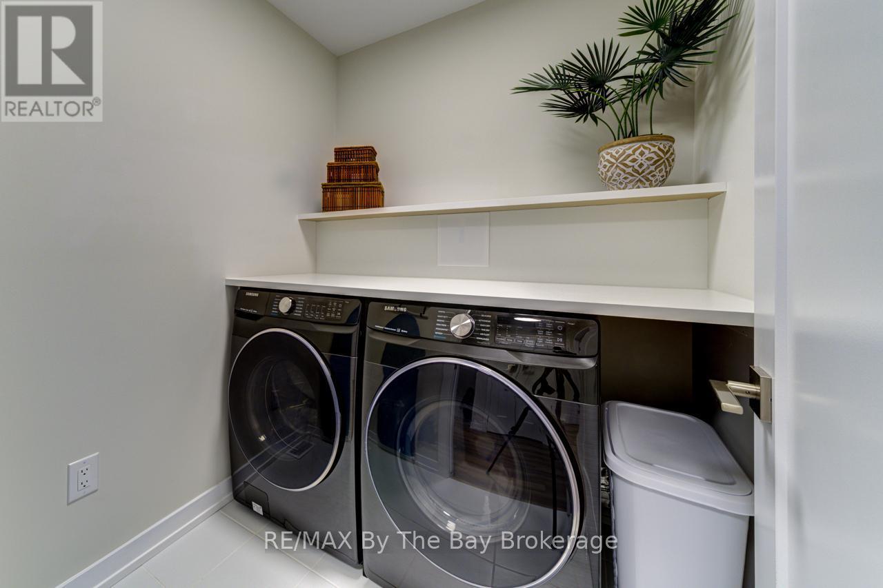 80 - 190 Crosswinds Boulevard, Blue Mountains, ON - Indoor Photo Showing Laundry Room