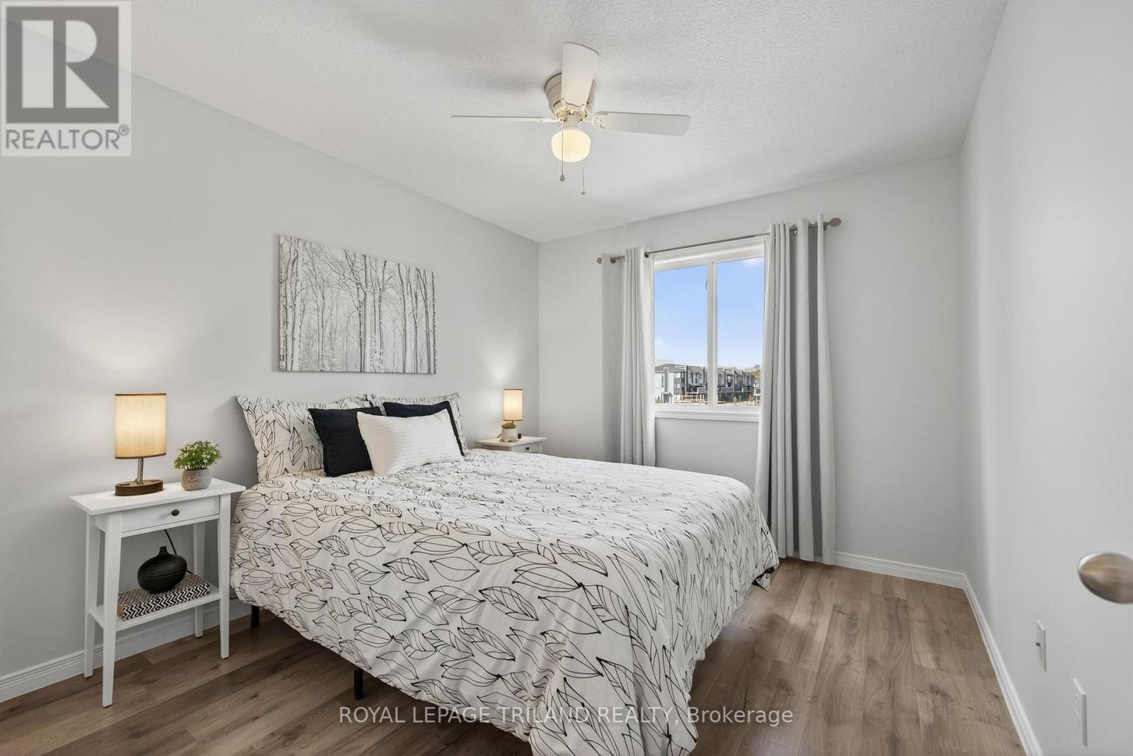 39 - 1625 Purser Street, London East (East D), ON - Indoor Photo Showing Bedroom