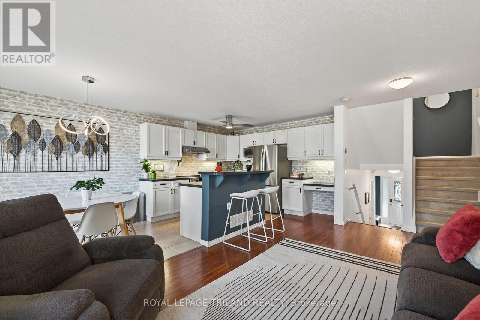 39 - 1625 Purser Street, London East (East D), ON - Indoor