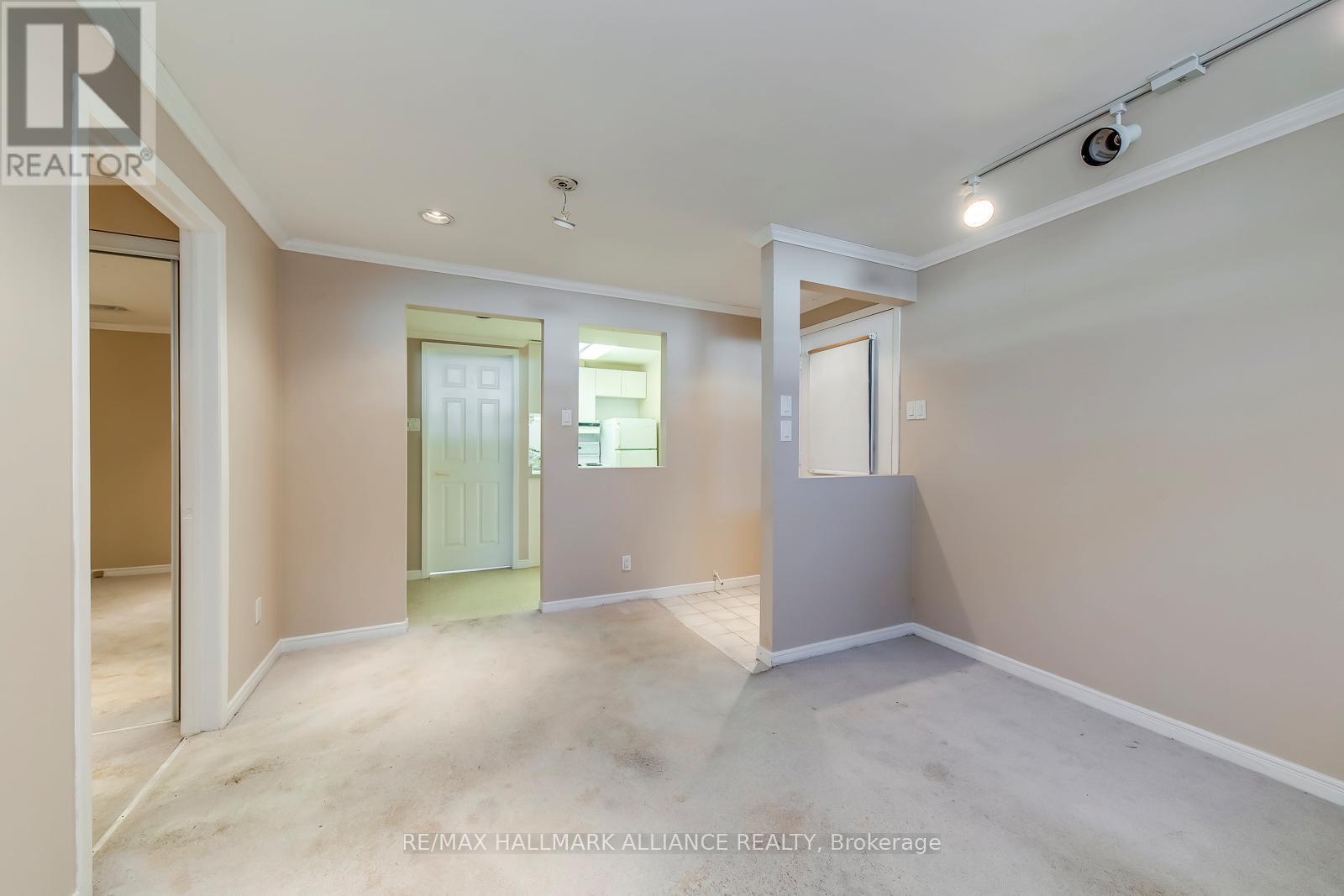 494 Chartwell Road, Oakville (Oo Old Oakville), ON - Indoor Photo Showing Other Room