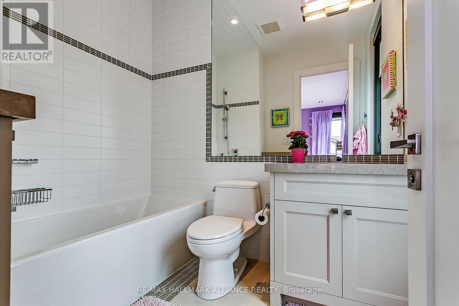 363 Morrison Road, Oakville (Mo Morrison), ON - Indoor Photo Showing Bathroom