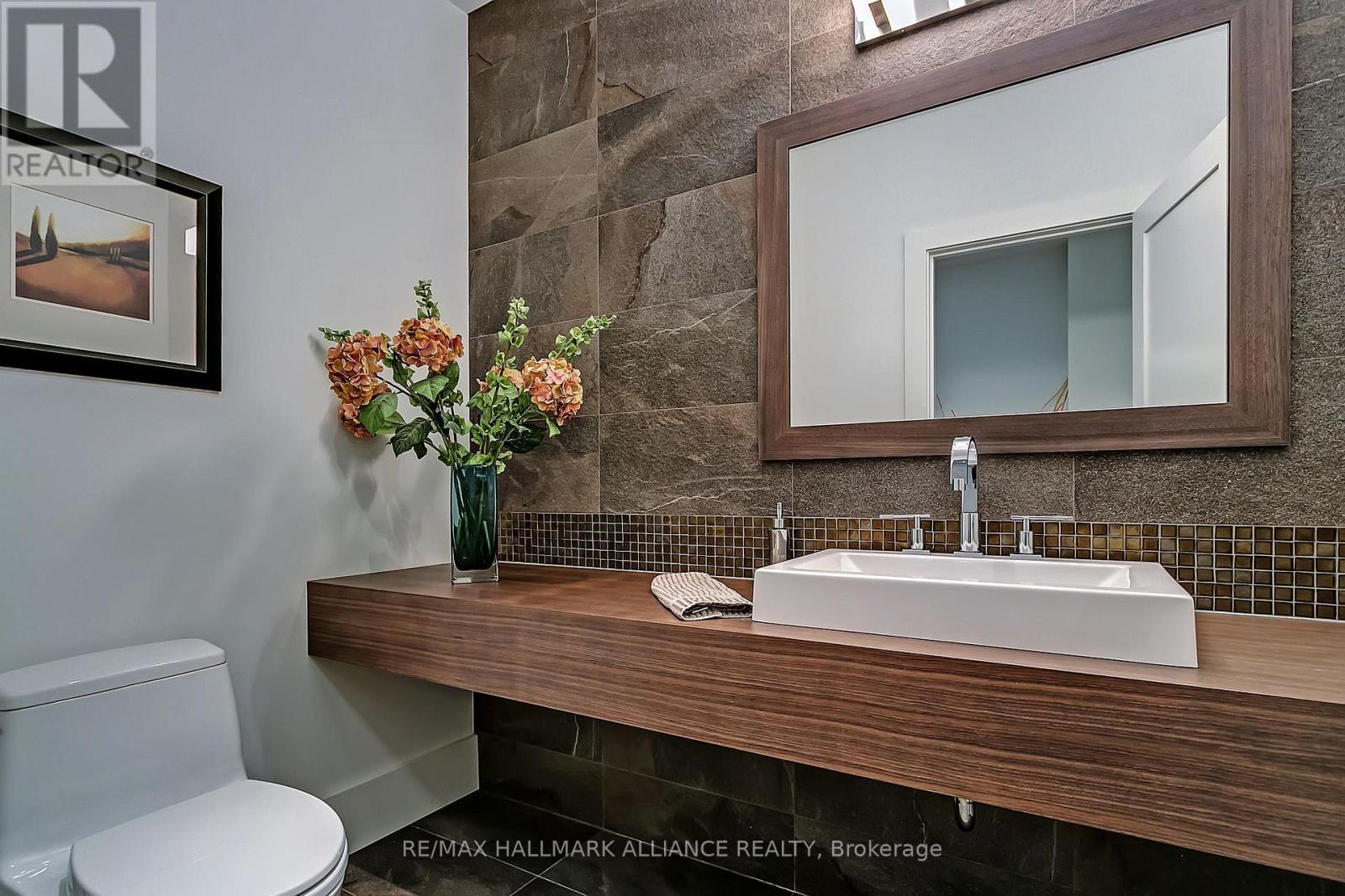 363 Morrison Road, Oakville (Mo Morrison), ON - Indoor Photo Showing Bathroom