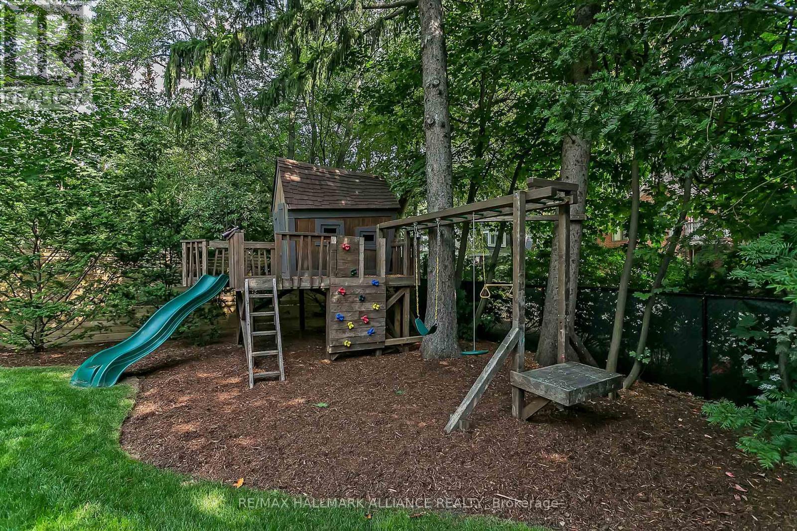 363 Morrison Road, Oakville (Mo Morrison), ON - Outdoor