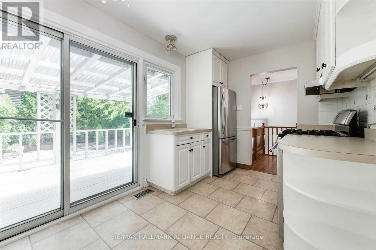 Kitchen - 463 Drummond Road, Oakville (Mo Morrison), ON - Indoor