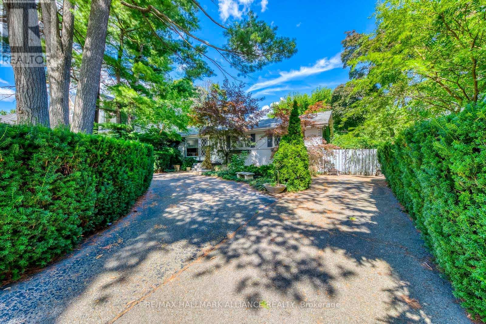 463 Drummond Road, Oakville (Mo Morrison), ON - Outdoor