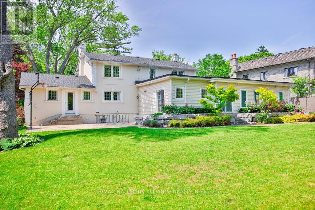 1316 Cambridge Drive, Oakville (Mo Morrison), ON - Outdoor