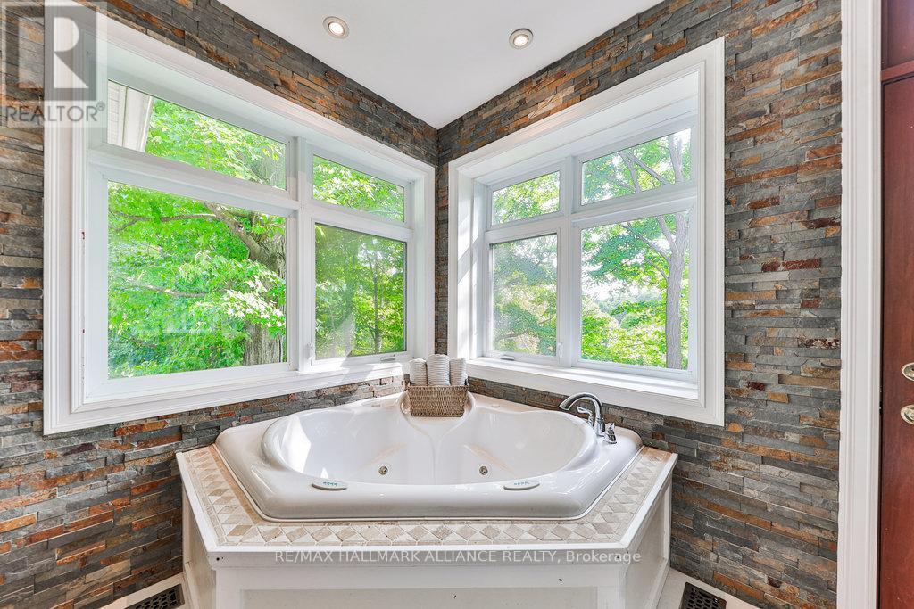 1200 Bronte Road, Oakville (Ga Glen Abbey), ON - Indoor Photo Showing Bathroom