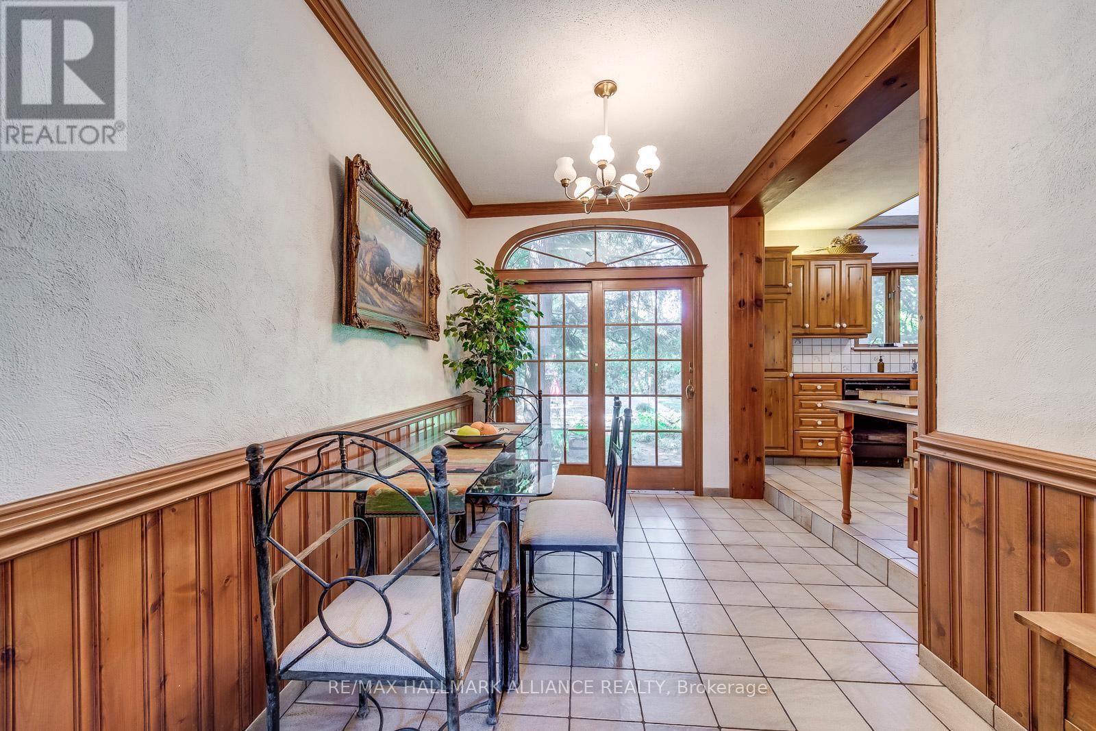 4447 Lakeshore Road, Burlington (Shoreacres), ON - Indoor Photo Showing Other Room