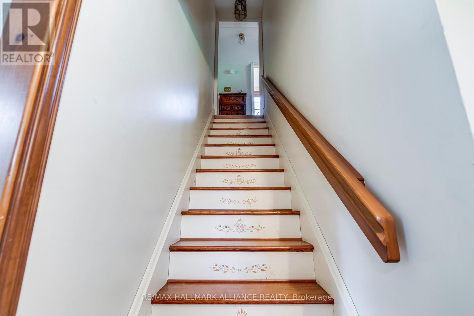 4447 Lakeshore Road, Burlington (Shoreacres), ON - Indoor Photo Showing Other Room