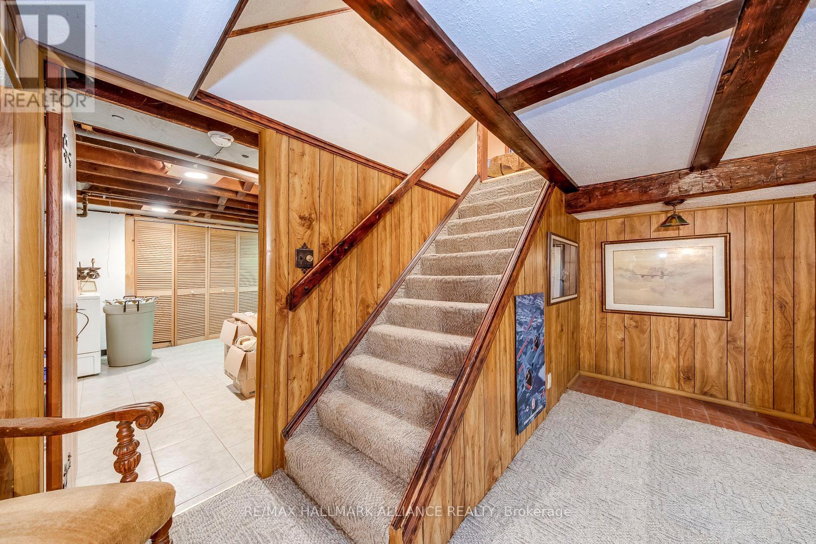 4447 Lakeshore Road, Burlington (Shoreacres), ON - Indoor Photo Showing Other Room