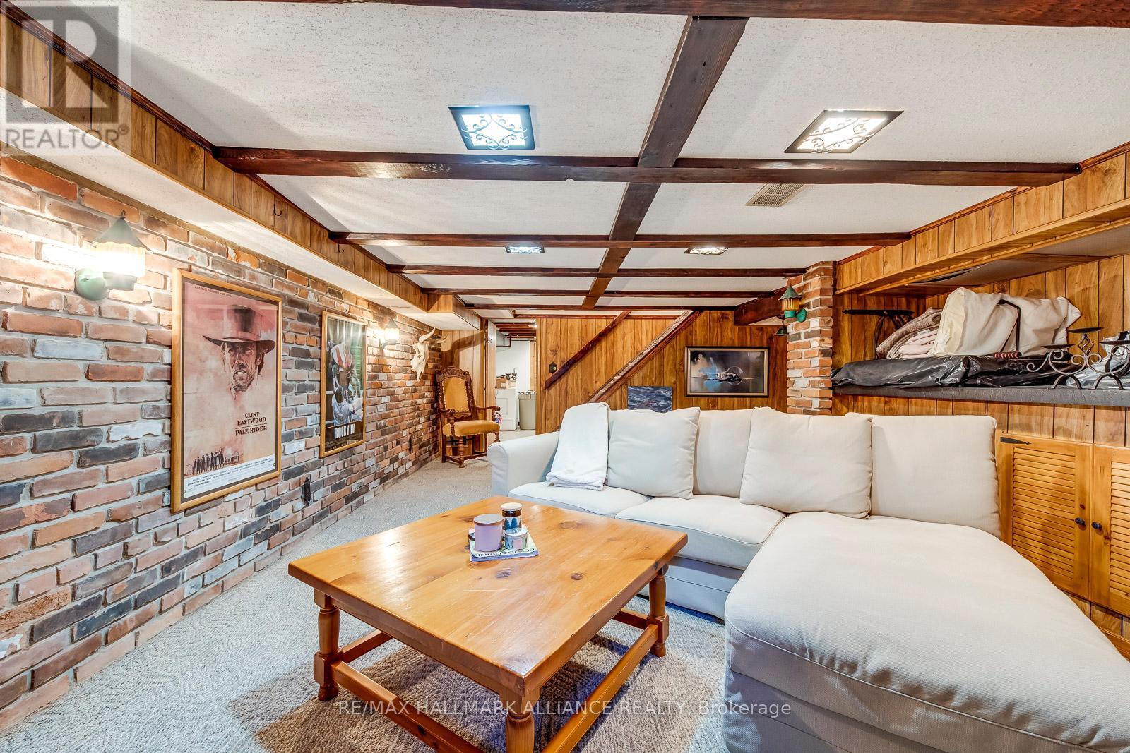 4447 Lakeshore Road, Burlington (Shoreacres), ON - Indoor