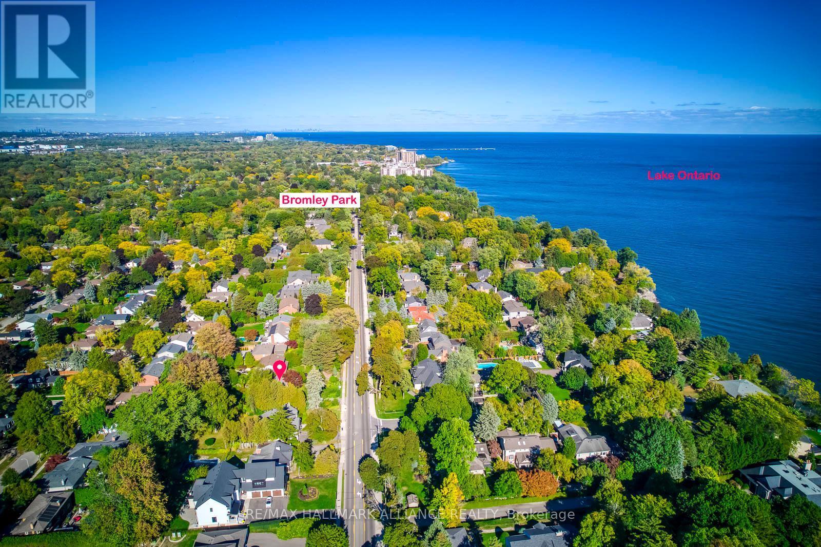 4447 Lakeshore Road, Burlington (Shoreacres), ON - Outdoor With Body Of Water With View
