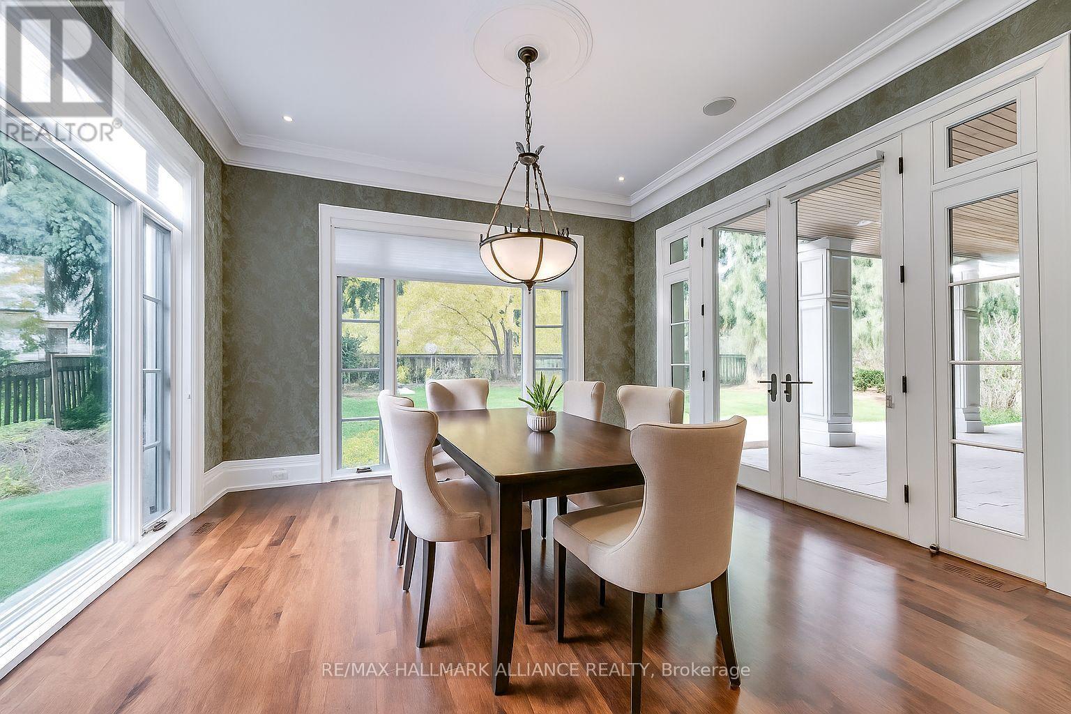 138 Dianne Avenue, Oakville (Mo Morrison), ON - Indoor Photo Showing Dining Room