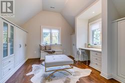 Large dressing room -