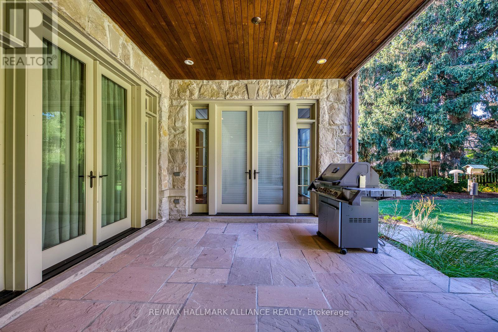 Covered veranda - 138 Dianne Avenue, Oakville (Mo Morrison), ON - Outdoor With Deck Patio Veranda With Exterior