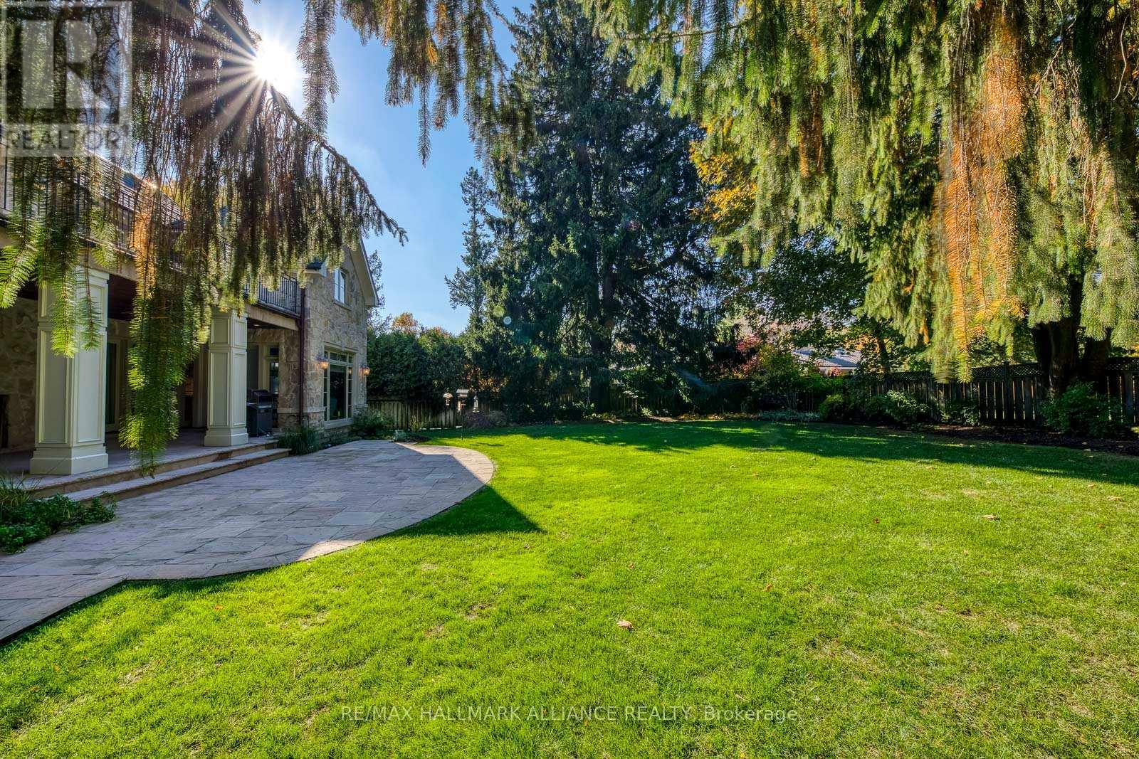 138 Dianne Avenue, Oakville (Mo Morrison), ON - Outdoor