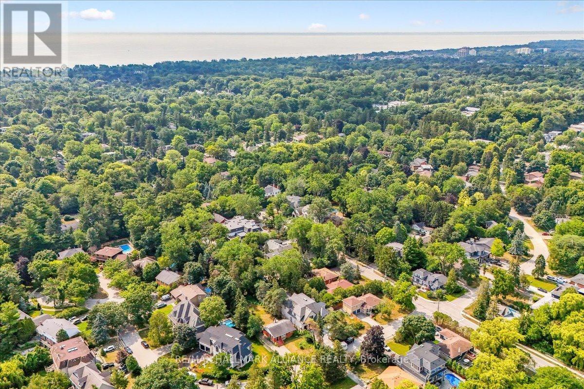 1225 Baldwin Drive, Oakville (Mo Morrison), ON - Outdoor With View