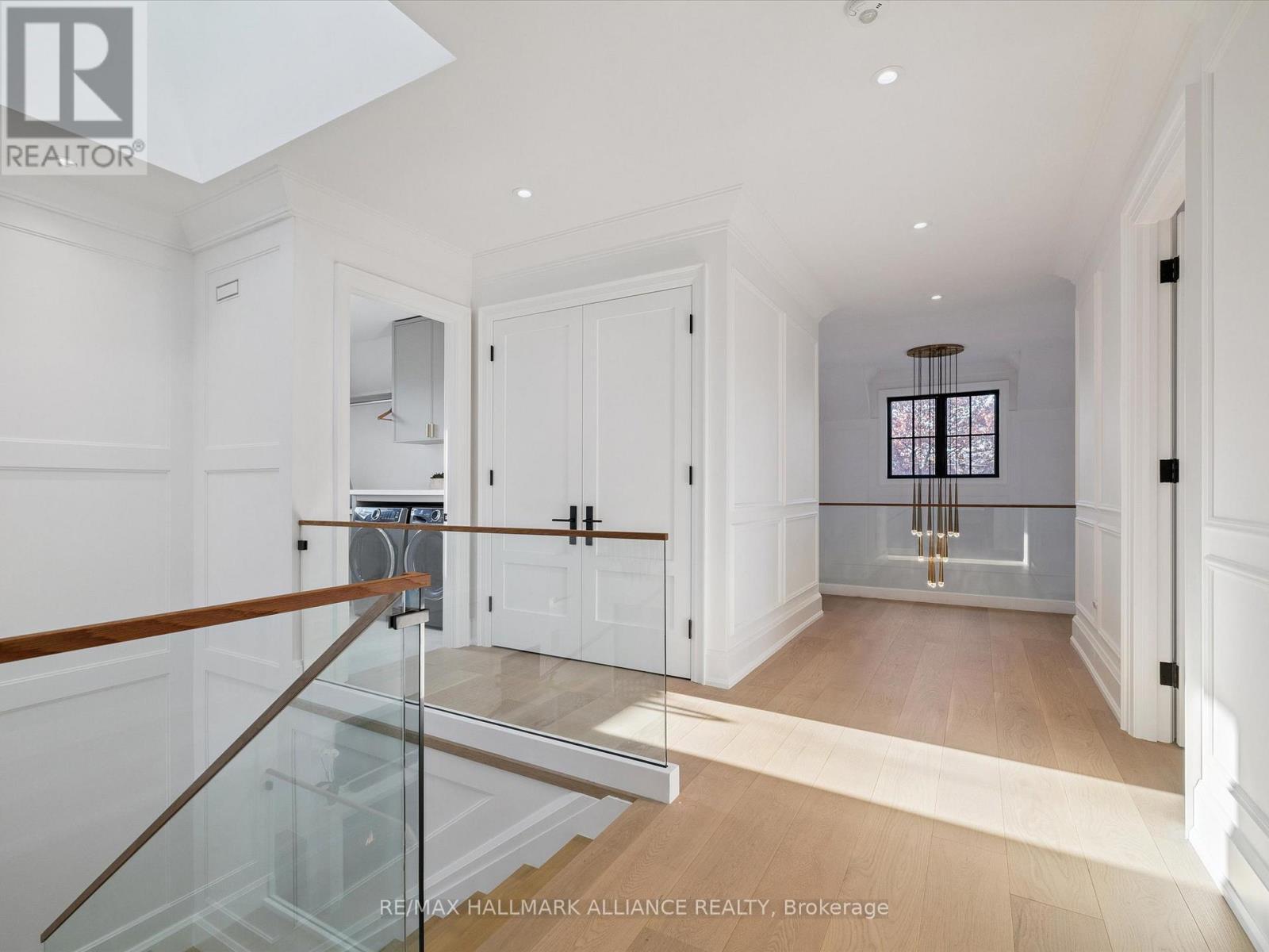 2074 Seabrook Drive, Oakville (Wo West), ON - Indoor Photo Showing Other Room