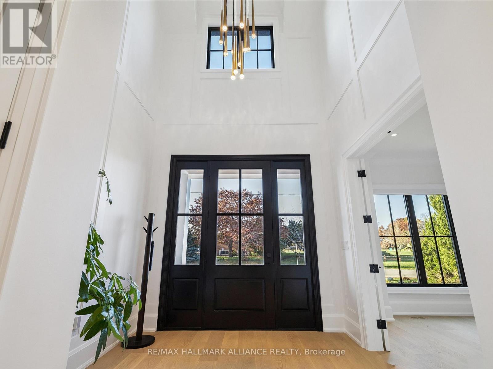 2074 Seabrook Drive, Oakville (Wo West), ON - Indoor Photo Showing Other Room