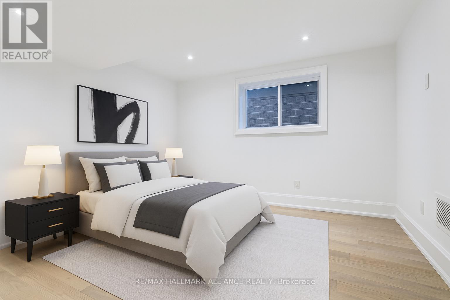 5th guest bedroom - 2074 Seabrook Drive, Oakville (Wo West), ON - Indoor Photo Showing Bedroom