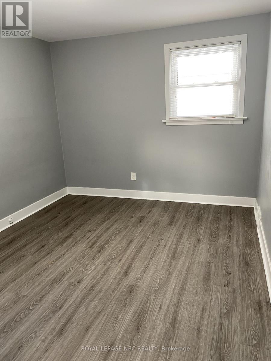 bedroom - 5477 Green Avenue, Niagara Falls (Ascot), ON - Indoor Photo Showing Other Room