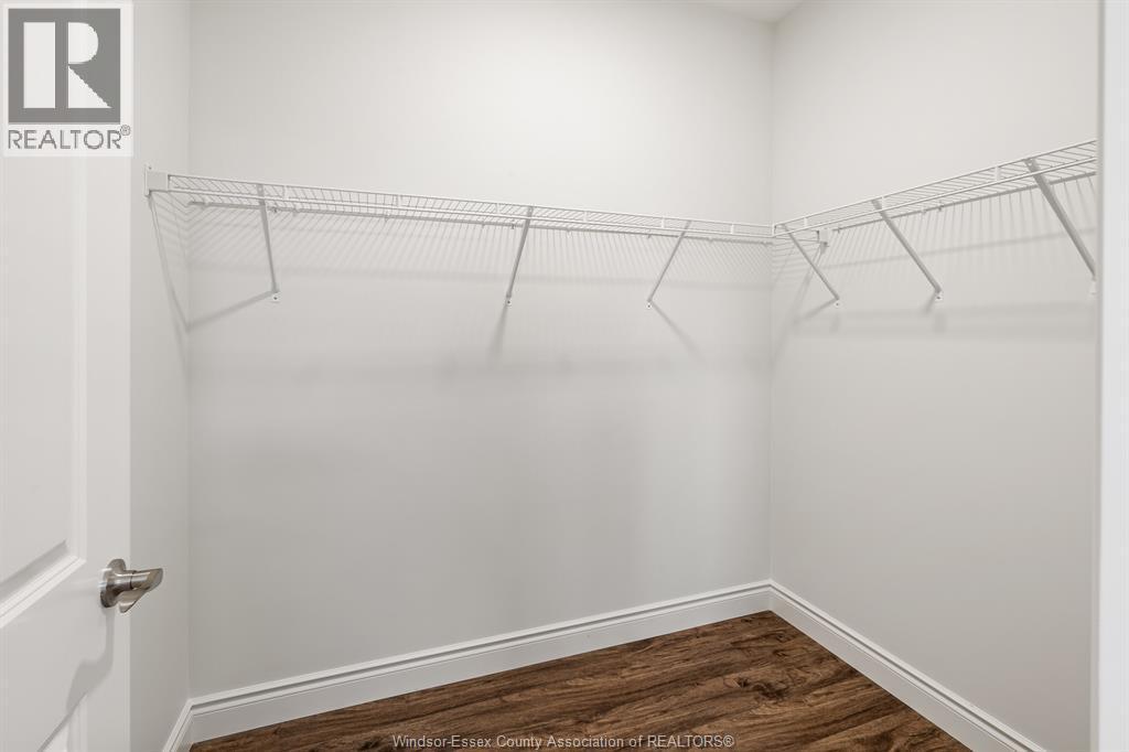 170 Mclellan Ave Unit# A, Amherstburg, ON - Indoor With Storage