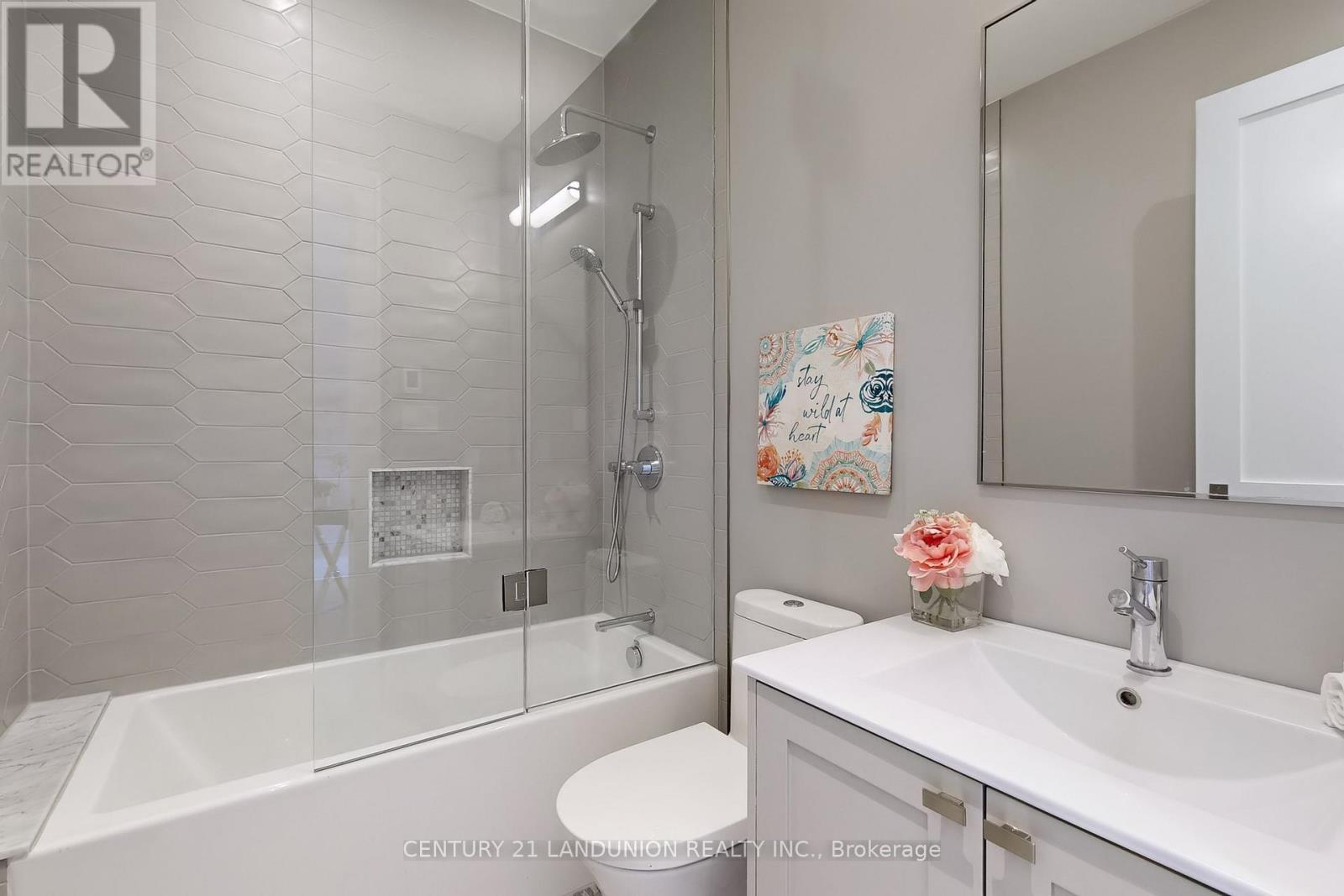 46 Elmsthorpe Avenue, Toronto, ON - Indoor Photo Showing Bathroom