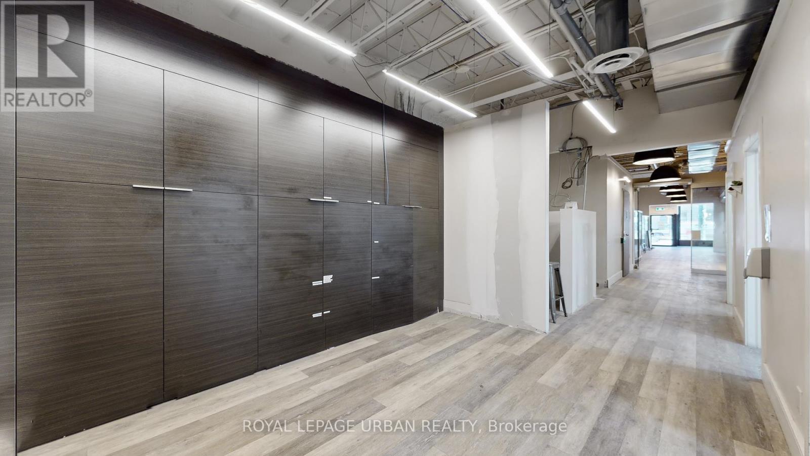 200 Spadina Avenue, Toronto, ON