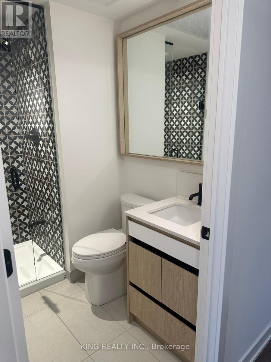 318 - 1200 Dundas Street W, Toronto, ON - Indoor Photo Showing Bathroom