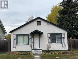 809 Stockwell Avenue Kelowna, BC V1Y 6W1