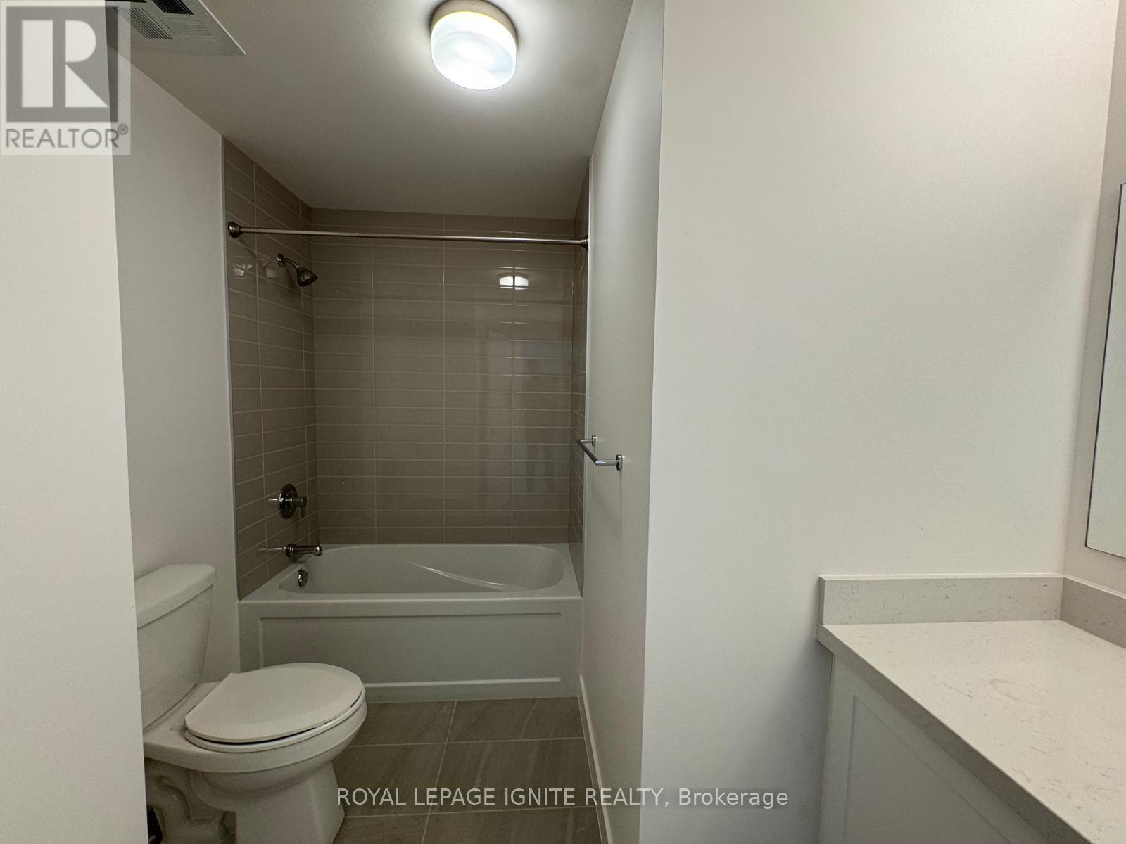 1209 - 55 Clarington Boulevard, Clarington, ON - Indoor Photo Showing Bathroom