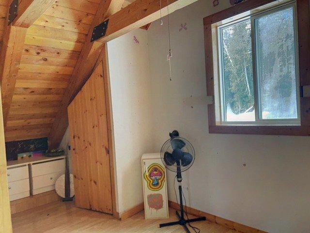 Chambre à coucher - 6 Rue De La Montagne, Pointe-À-La-Croix, QC - Indoor Photo Showing Other Room