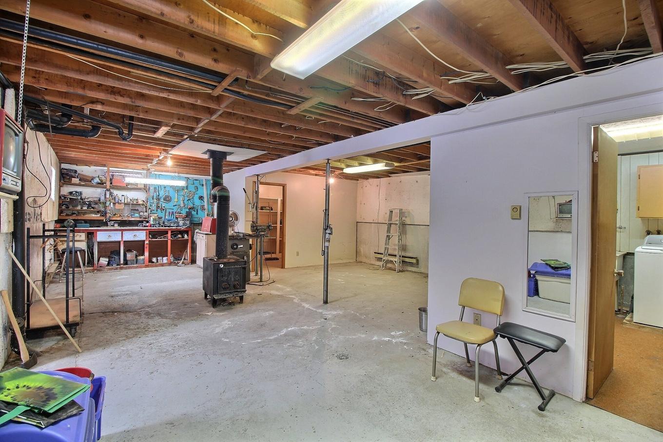 Cellar/Cold room - 130 Route 113 S., Senneterre - Paroisse, QC - Indoor Photo Showing Basement