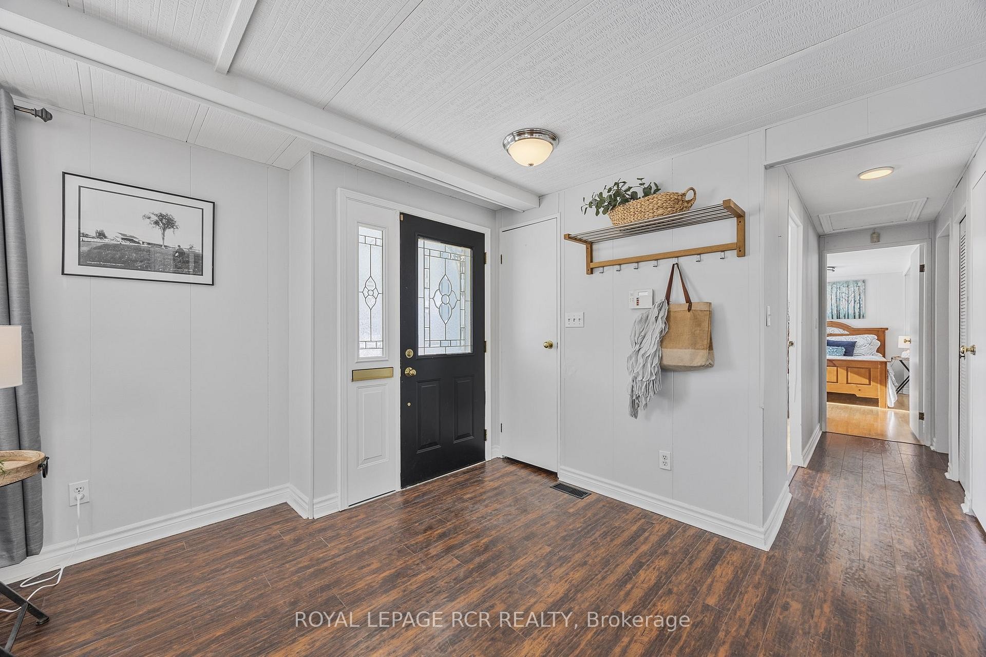 4 Linden Lane, Innisfil, ON - Indoor Photo Showing Other Room