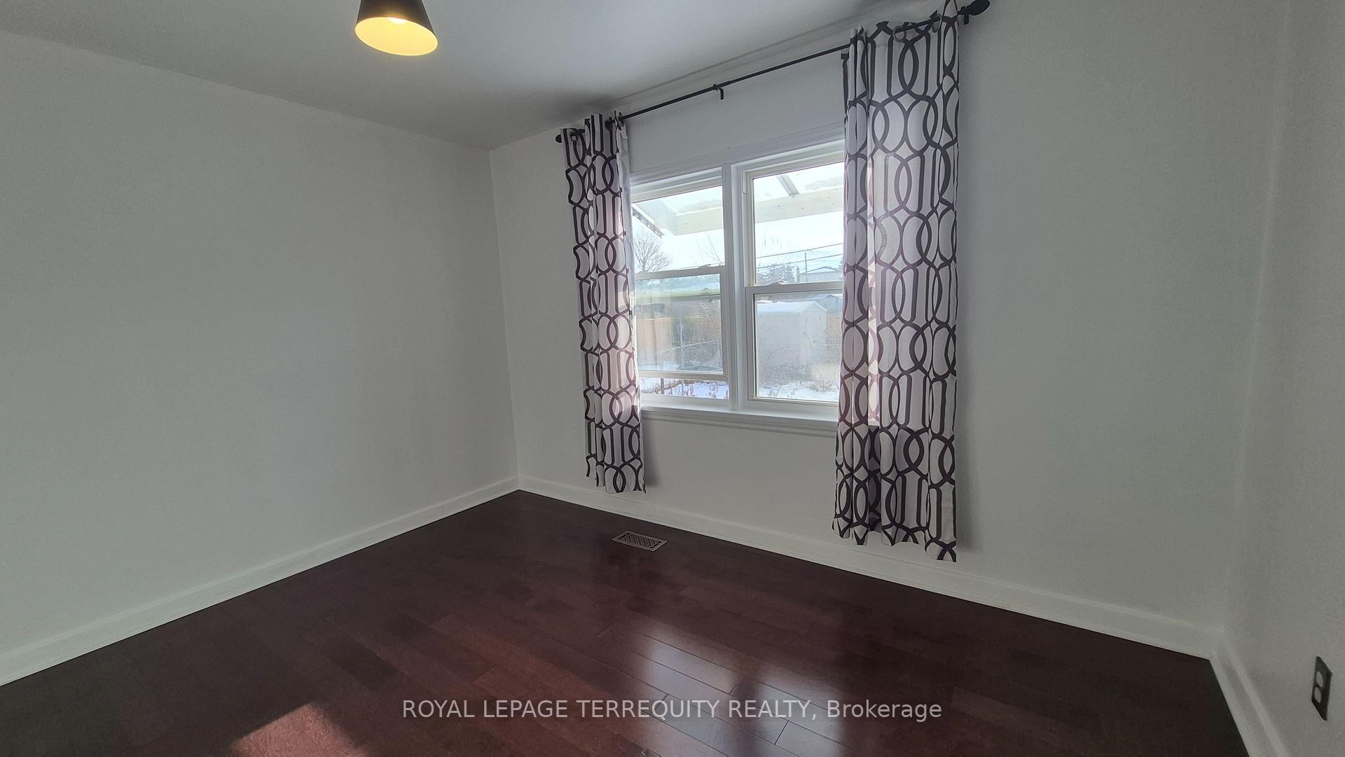 45 Forbes Road, Toronto, ON - Indoor Photo Showing Other Room