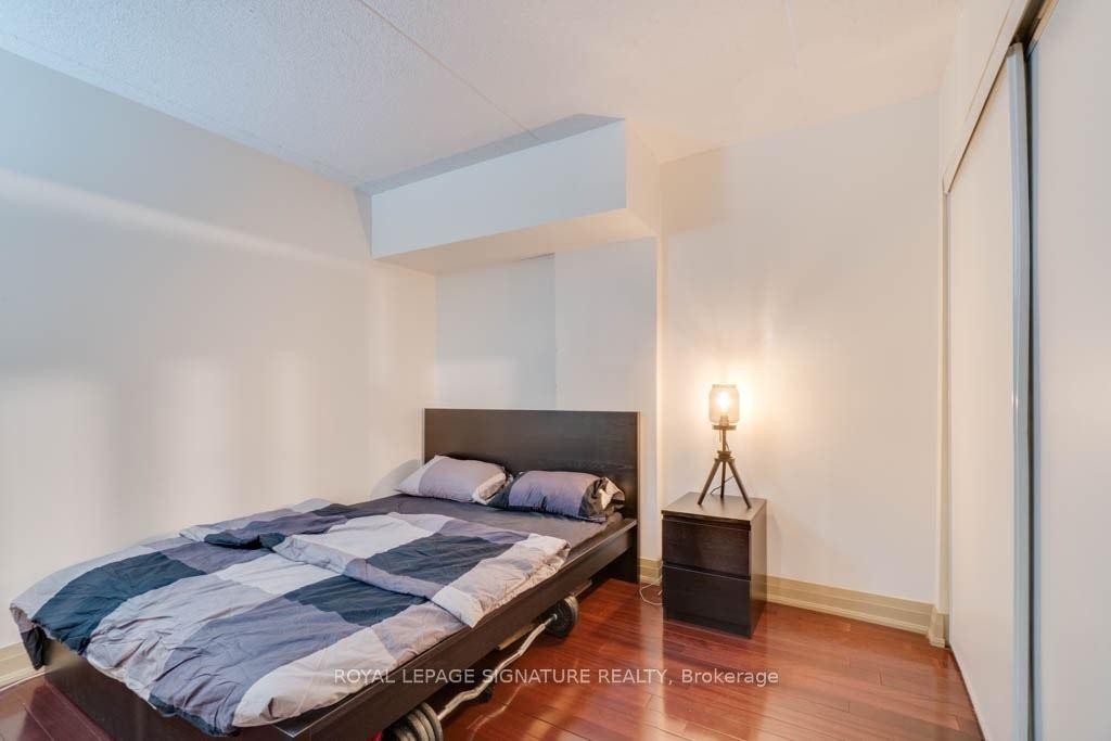 614-2737 Keele Street, Toronto, ON - Indoor Photo Showing Bedroom