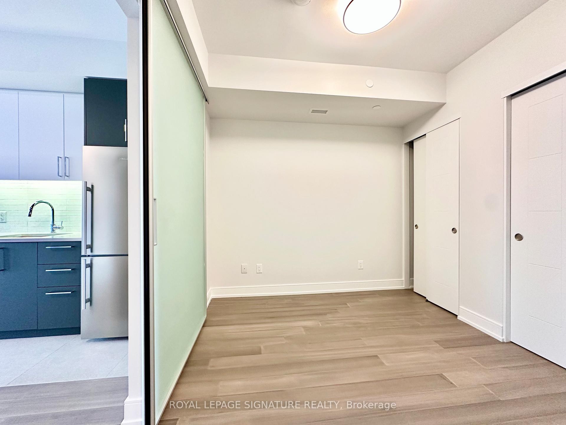 807-664 Spadina Avenue, Toronto, ON - Indoor Photo Showing Other Room