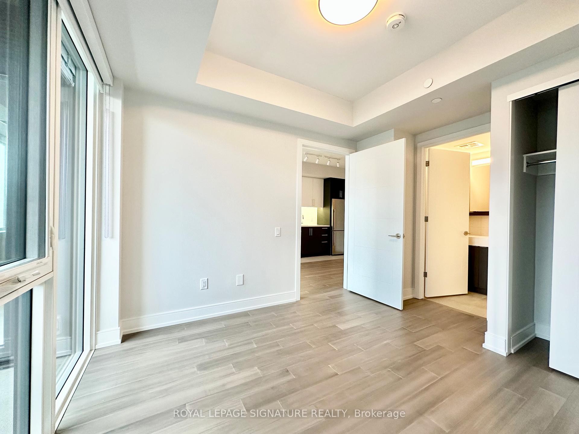 807-664 Spadina Avenue, Toronto, ON - Indoor Photo Showing Other Room