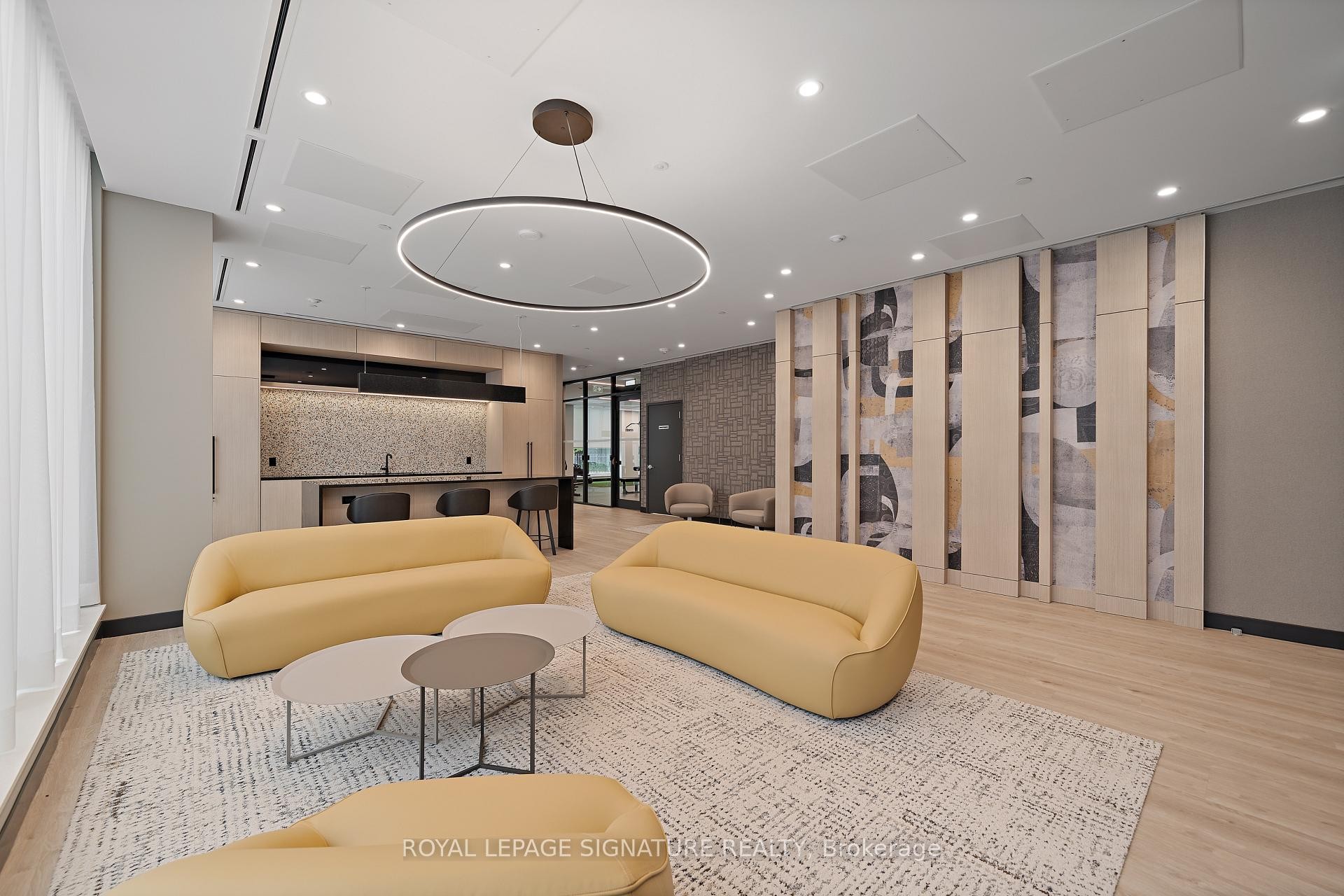 807-664 Spadina Avenue, Toronto, ON - Indoor Photo Showing Other Room