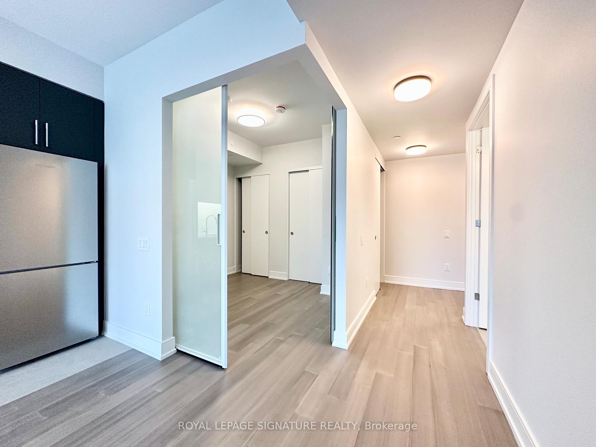 807-664 Spadina Avenue, Toronto, ON - Indoor Photo Showing Other Room