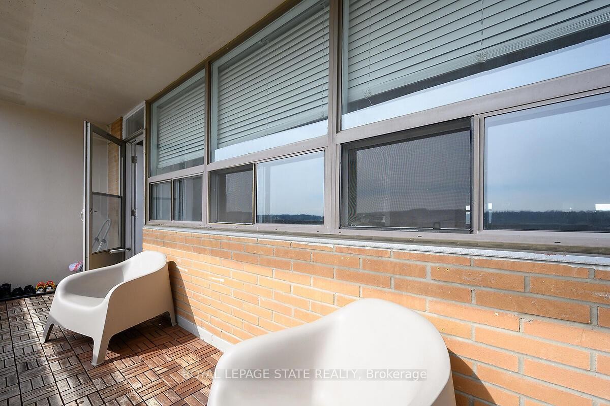 811-15 Albright Road, Hamilton, ON - Outdoor With Exterior