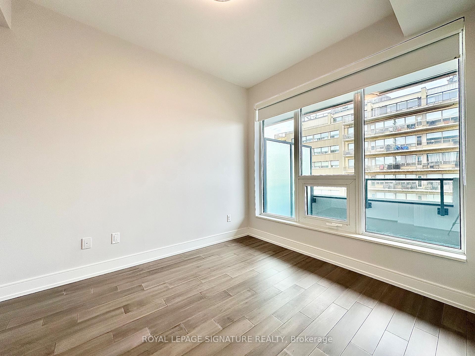 906-2525 Bathurst Street, Toronto, ON - Indoor Photo Showing Other Room