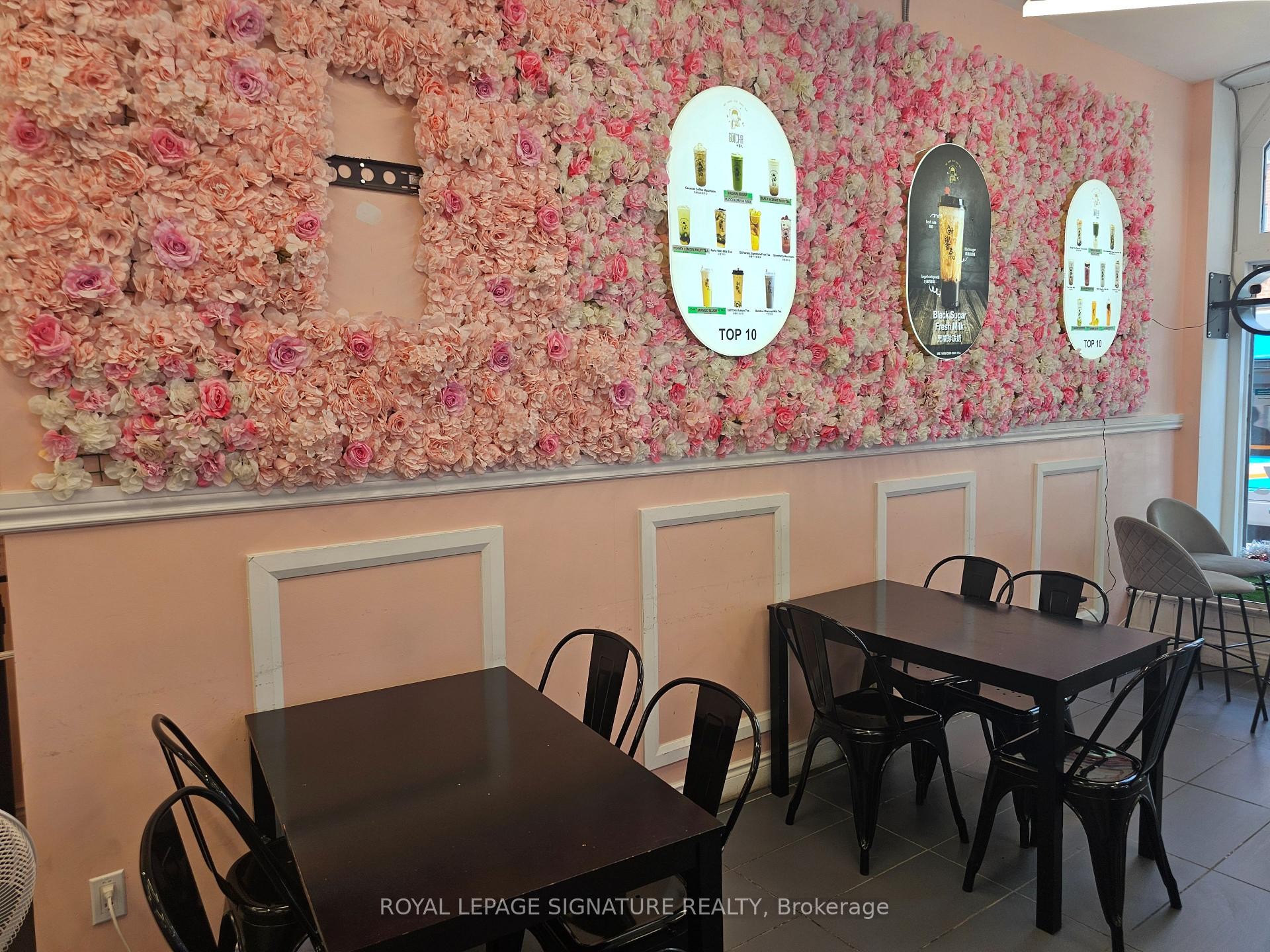 330 Princess Street, Kingston, ON