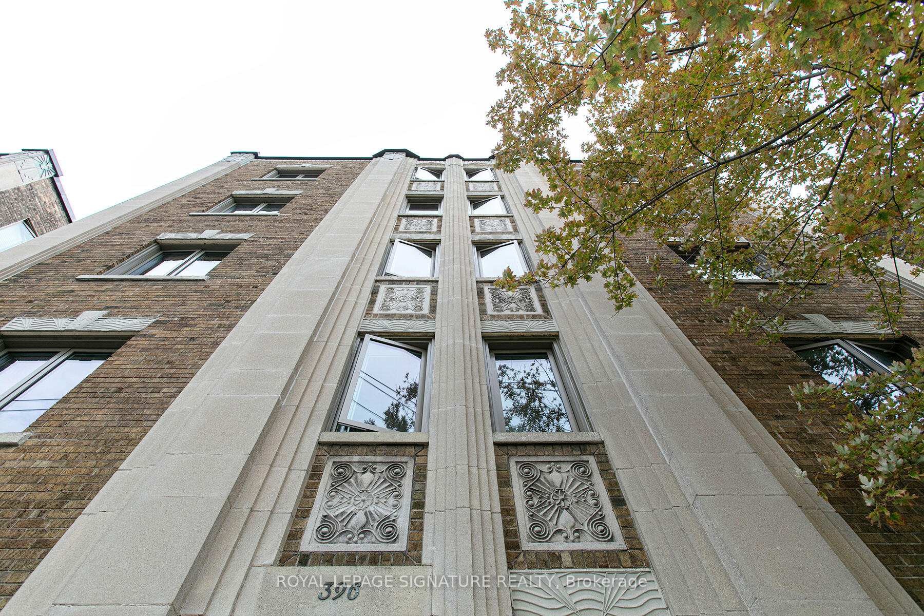 304-394 Avenue Road, Toronto, ON - Outdoor