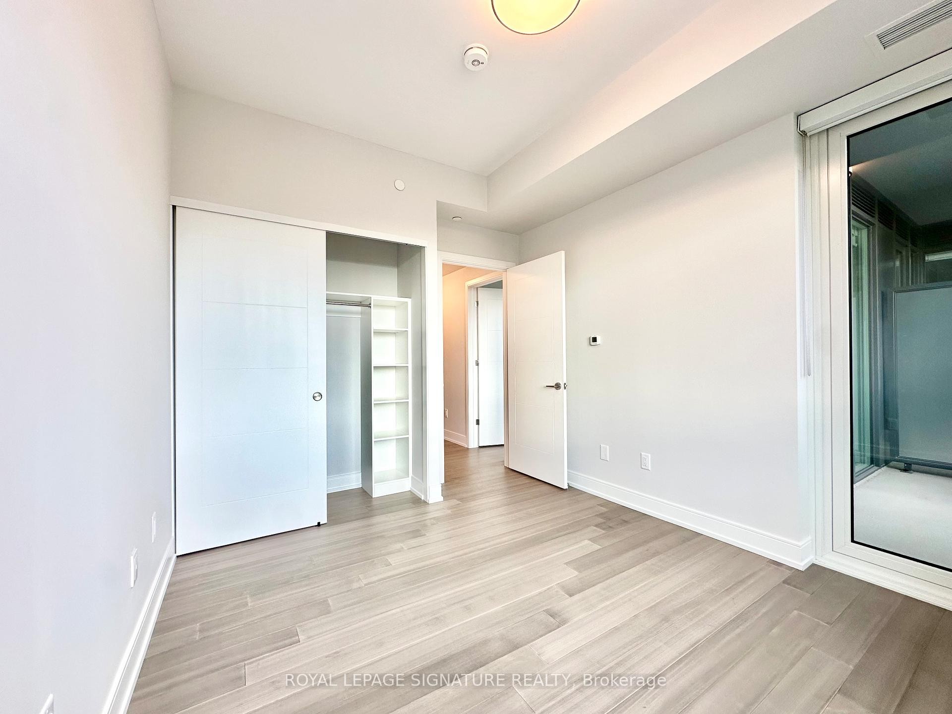 701-664 Spadina Avenue, Toronto, ON - Indoor Photo Showing Other Room