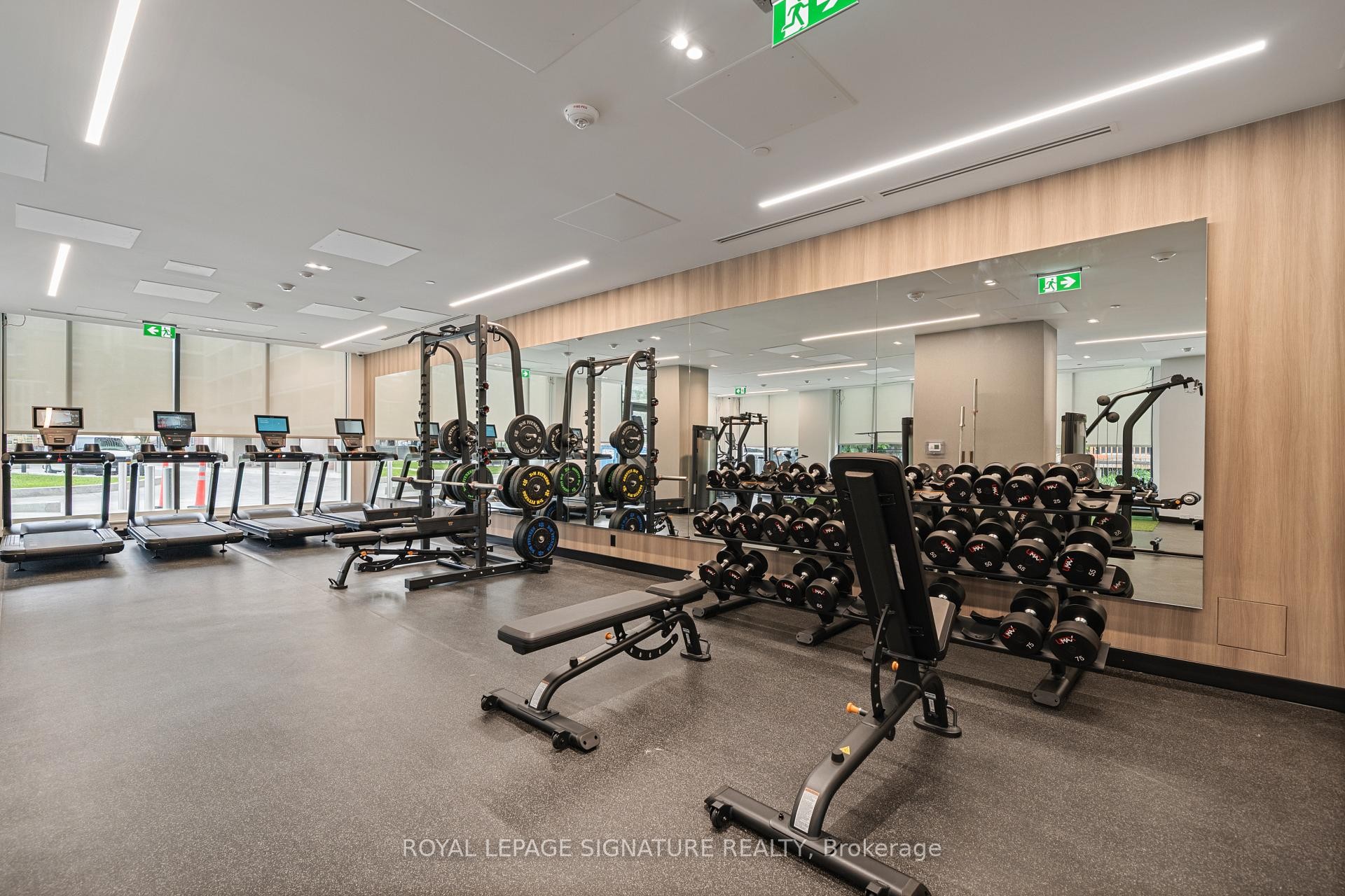 313-664 Spadina Avenue, Toronto, ON - Indoor Photo Showing Gym Room