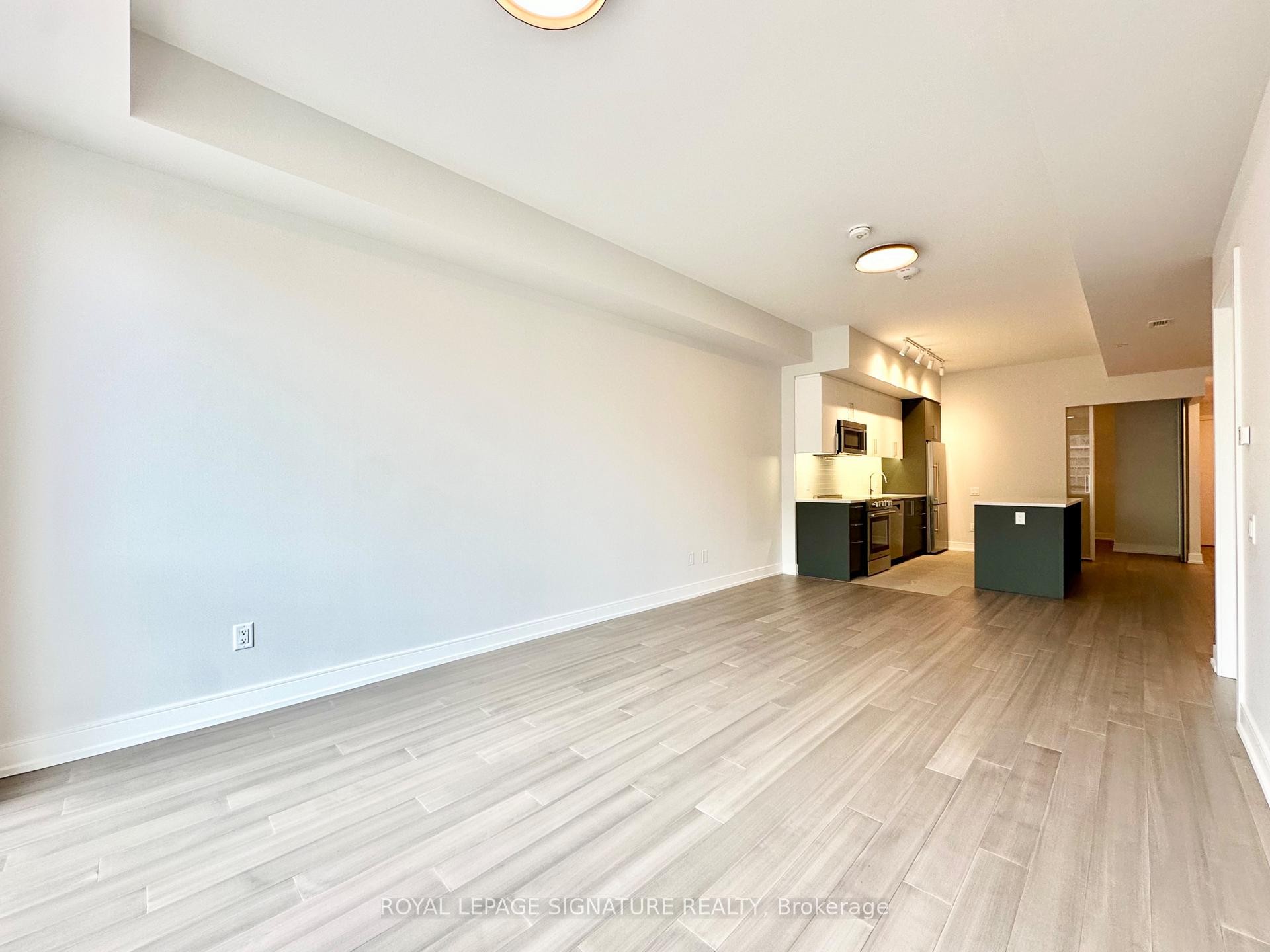 313-664 Spadina Avenue, Toronto, ON - Indoor