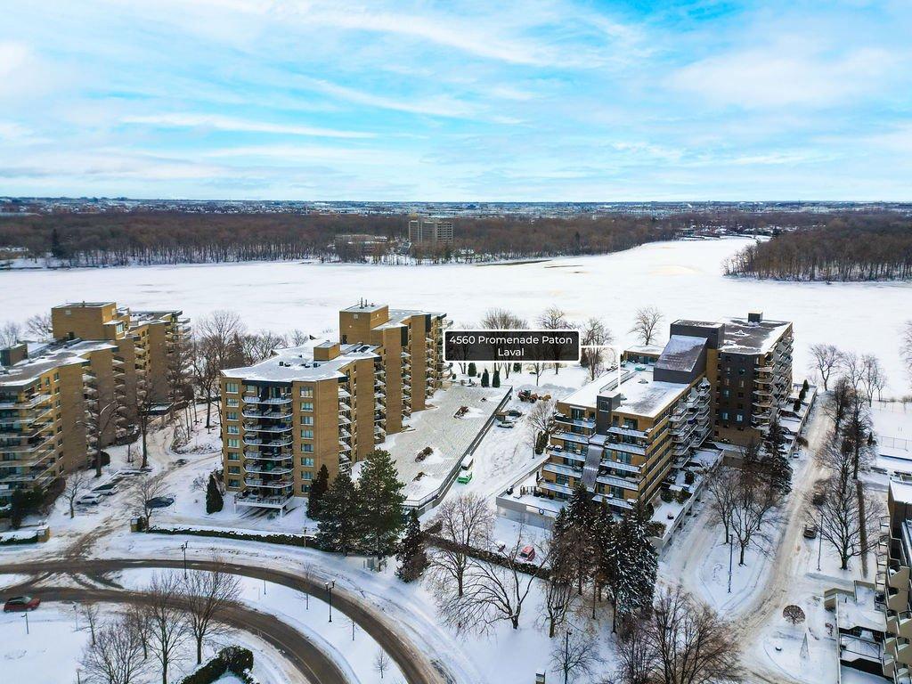Aerial photo - 601-4560 Prom. Paton, Laval (Chomedey), QC - Outdoor With Body Of Water With View