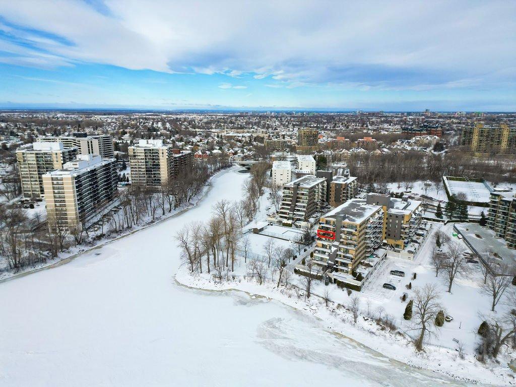 Photo aérienne - 601-4560 Prom. Paton, Laval (Chomedey), QC - Outdoor With View
